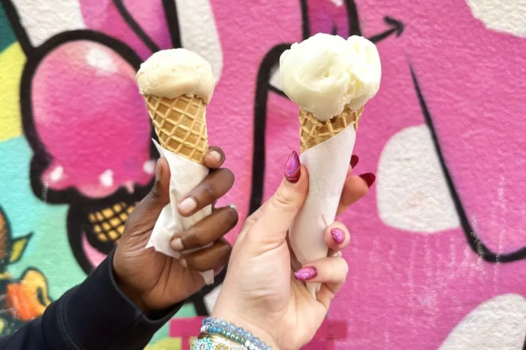 Marseille: Cours Julien Guided Food Tour