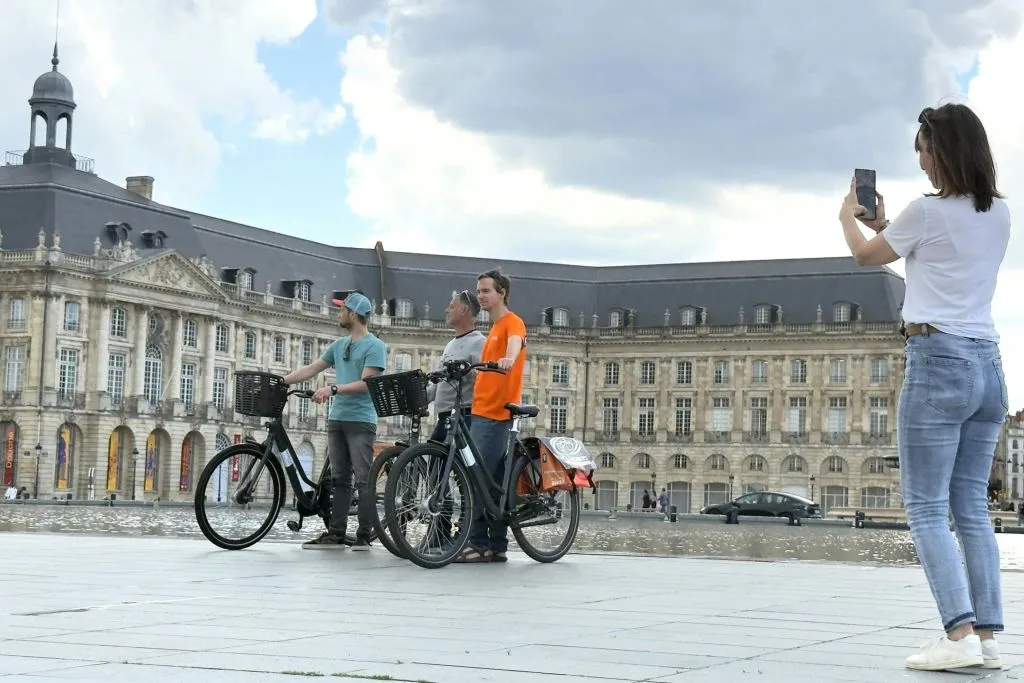Bordeaux : visite guidée à vélo de 2,5 heures