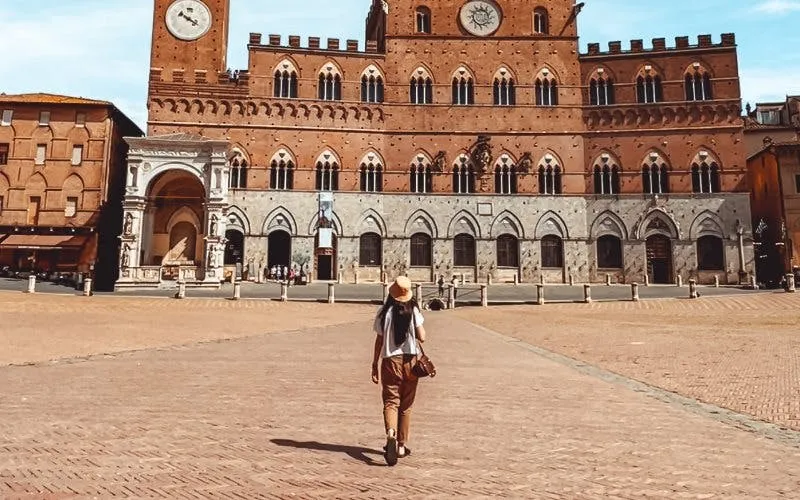 Siena: Riddle Hunt Guided Walking Tour