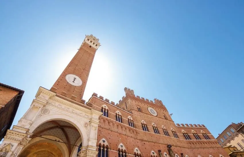 Siena: Riddle Hunt Guided Walking Tour