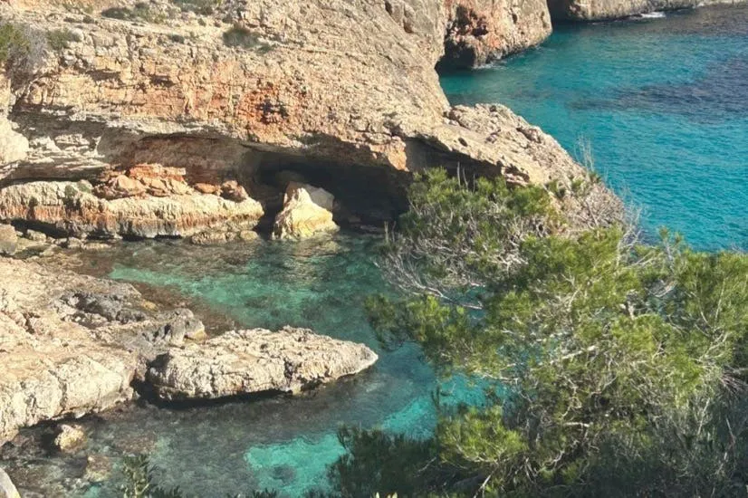 Mallorca: Excursión guiada en Kayak + Snorkel
