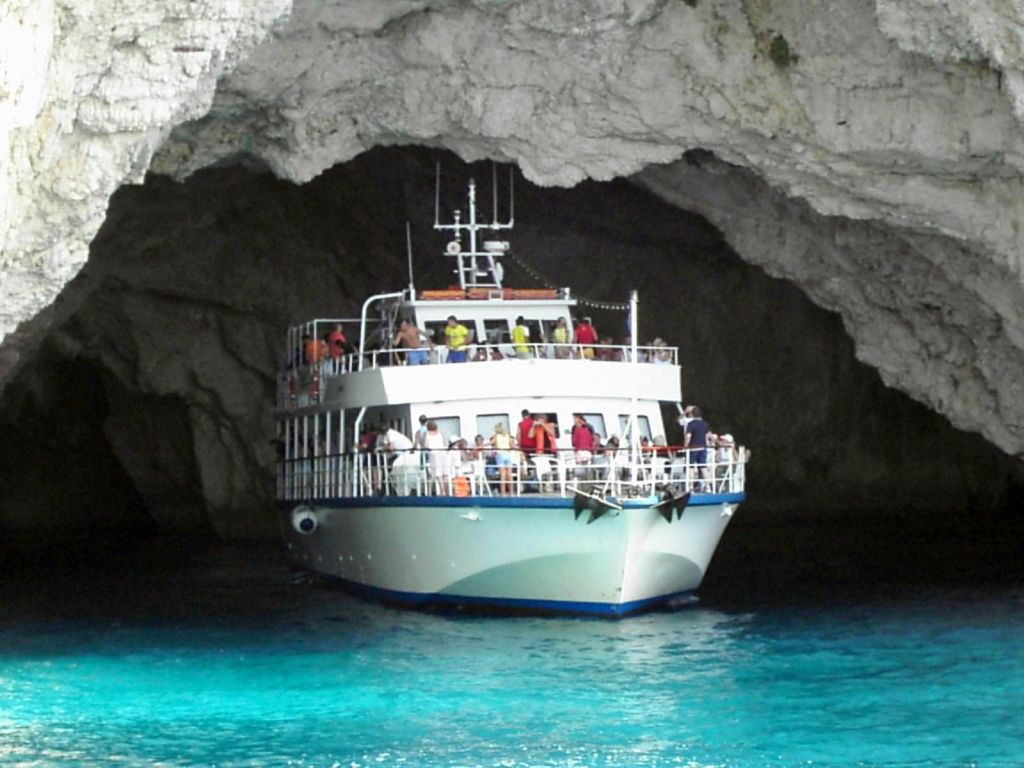 Paxos & Antipaxos Blue Caves Cruise (Gaios Village) From Corfu Port