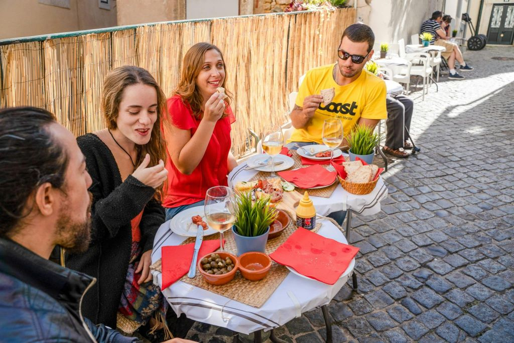 Lisbon: Alfama & Old Town Guided Segway Food Tour