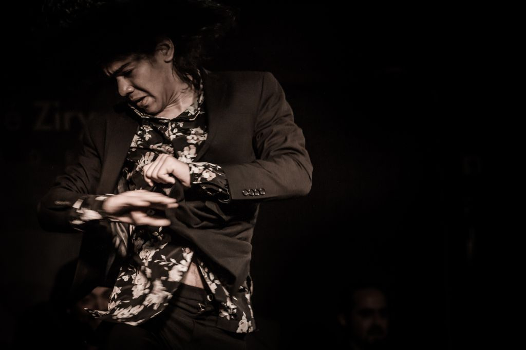 Madrid: Flamenco Show at Café Ziryab with a Drink