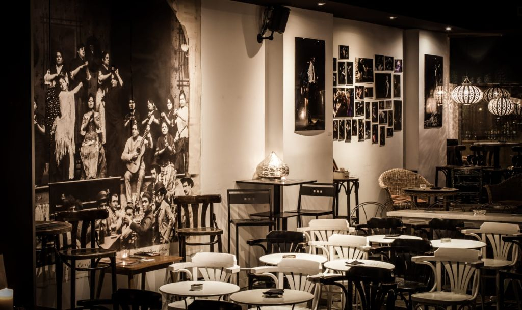 Madrid: Flamenco Show at Café Ziryab with a Drink