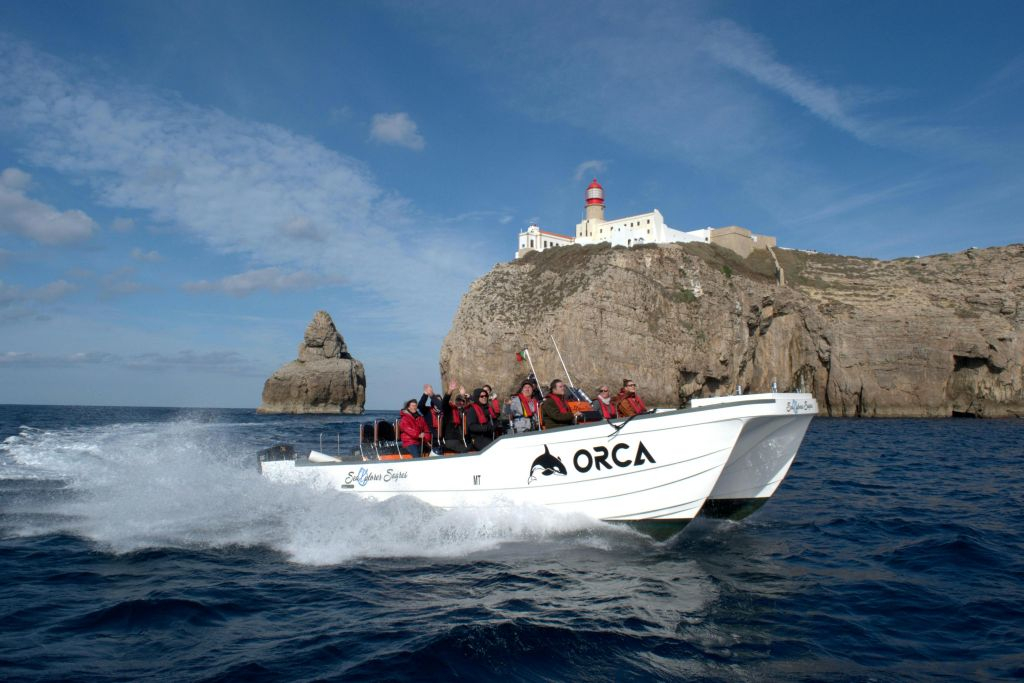 Sagres: Visita guiada a grutas e observação de golfinhos