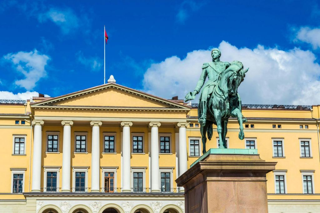 Hop-On Hop-Off Bus Oslo