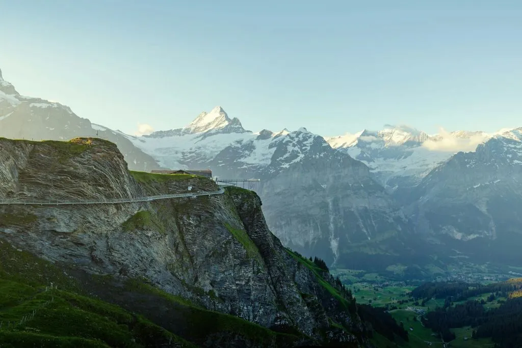 Prima Grindelwald: Gondola di andata e ritorno per la passeggiata sulla scogliera da Grindelwald