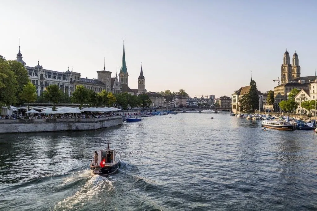 Tour de ville de Zurich avec croisière sur le lac