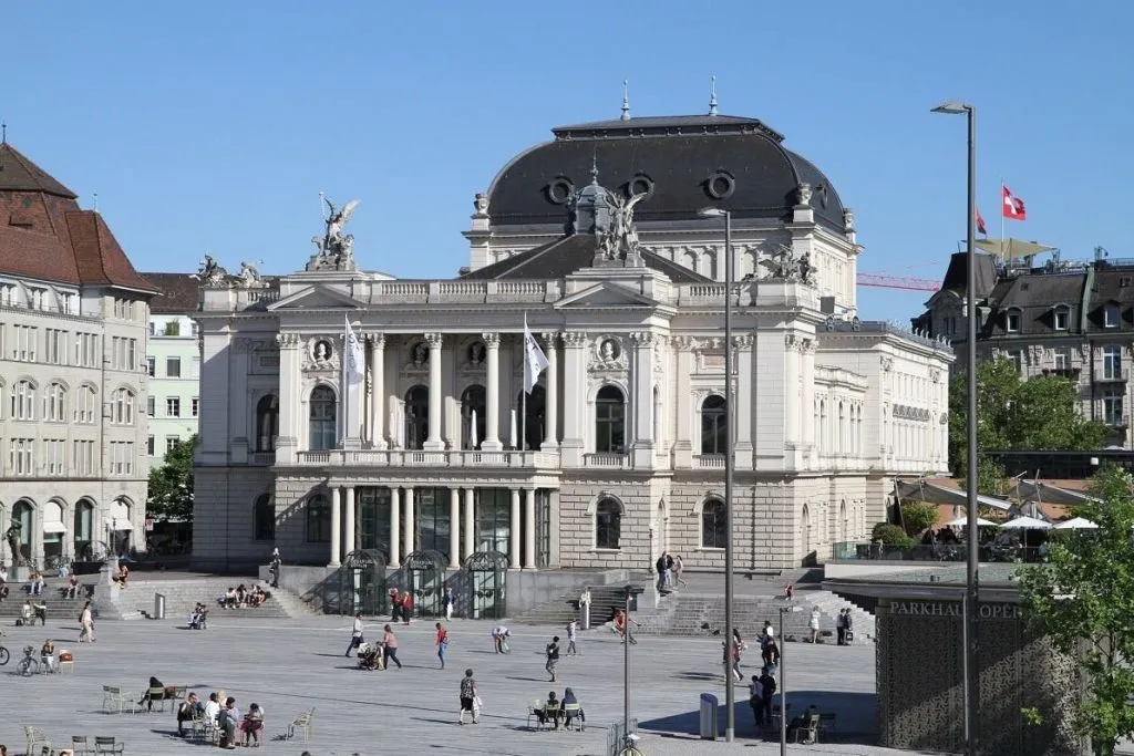 Tour de ville de Zurich avec croisière sur le lac