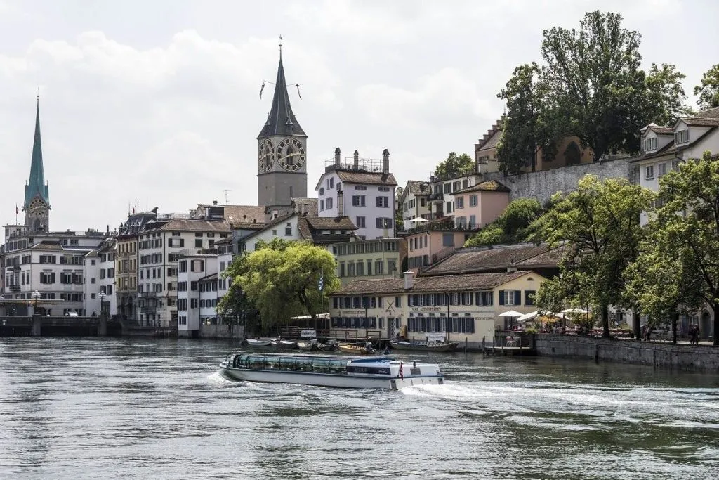Tour de ville de Zurich avec croisière sur le lac