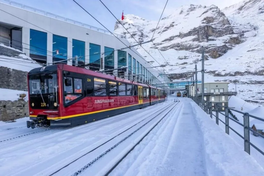 Jungfrau: Unlimited Winter Travel Pass for 3 to 8 Days