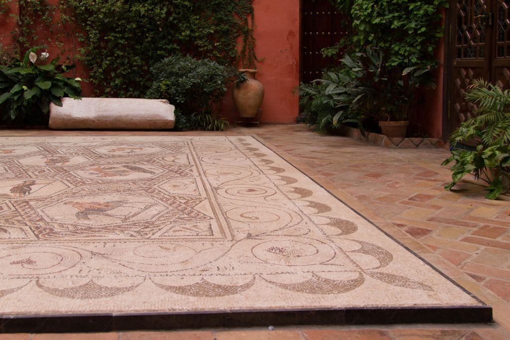 Casa de Salinas: Guided Tour
