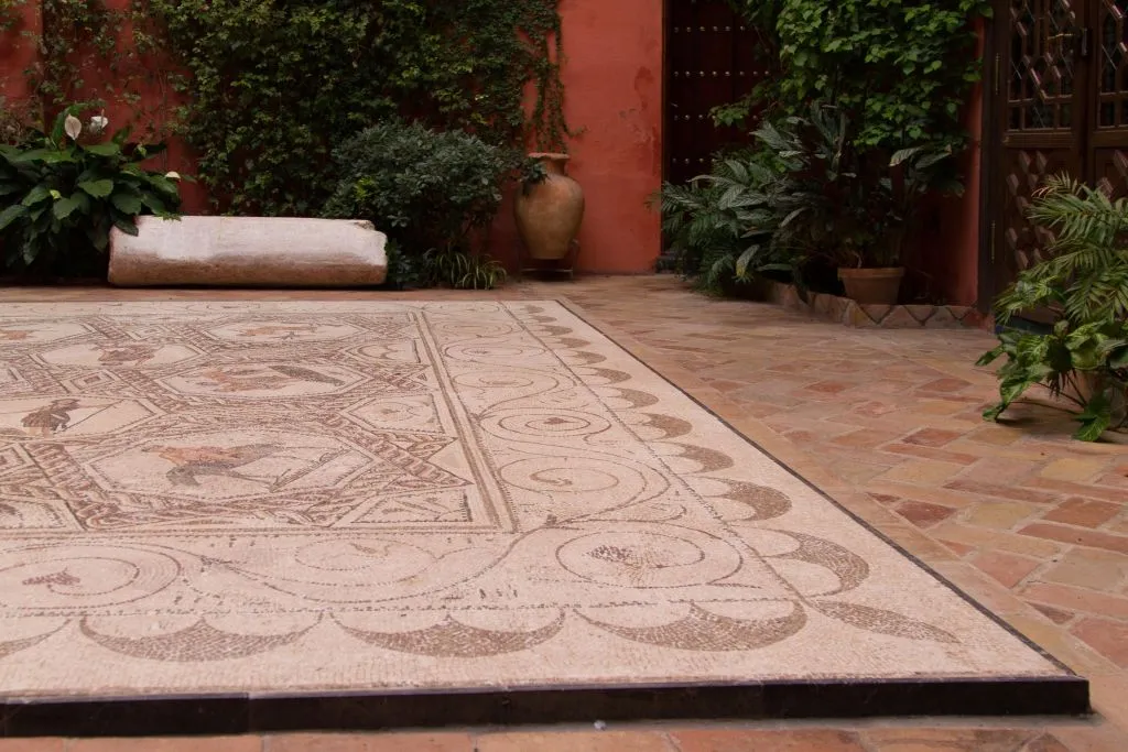 Casa de Salinas: Guided Tour