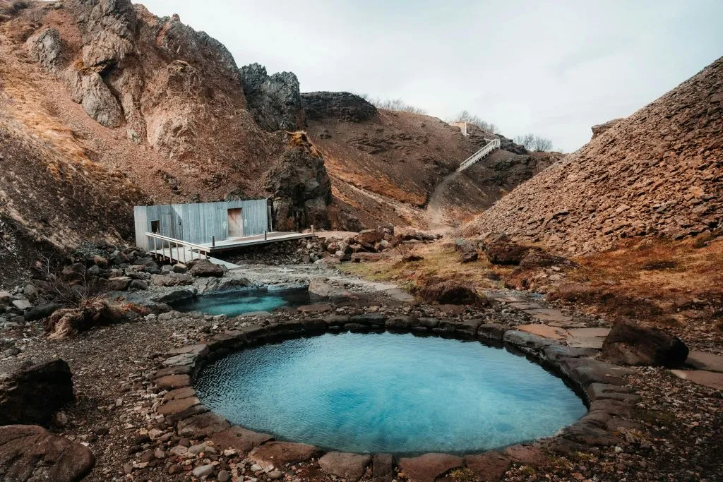 Húsafell Canyon Baths: Caminhada guiada + ingresso de entrada