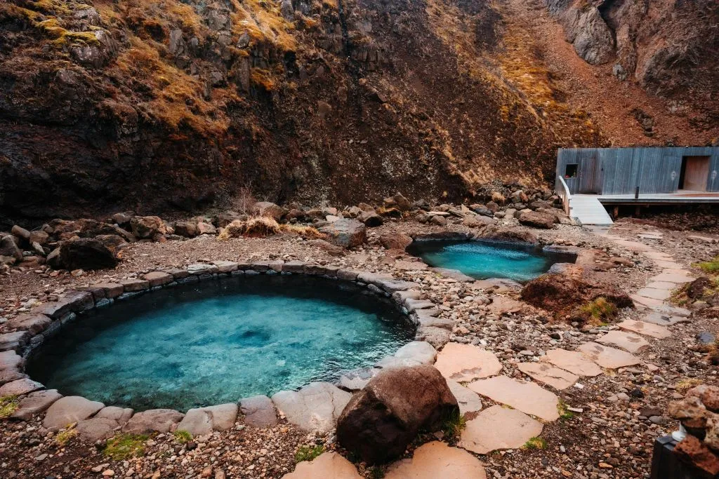 Húsafell Canyon Baths: Caminhada guiada + ingresso de entrada