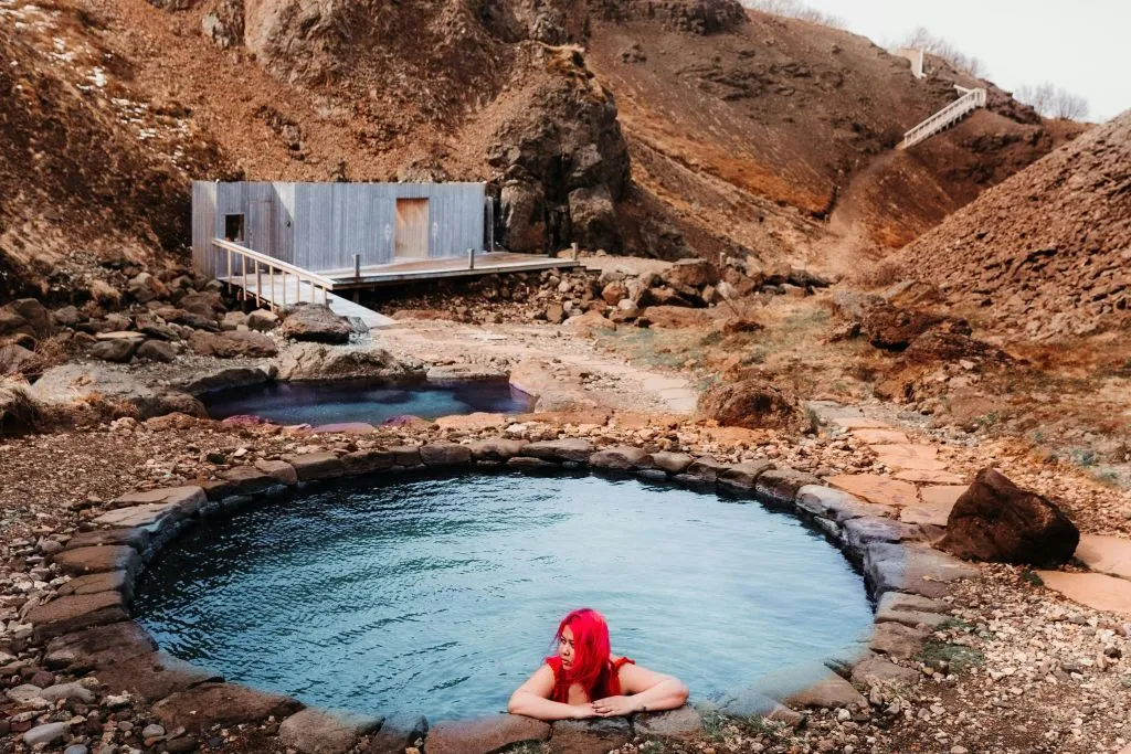 Húsafell Canyon Baths: Caminhada guiada + ingresso de entrada