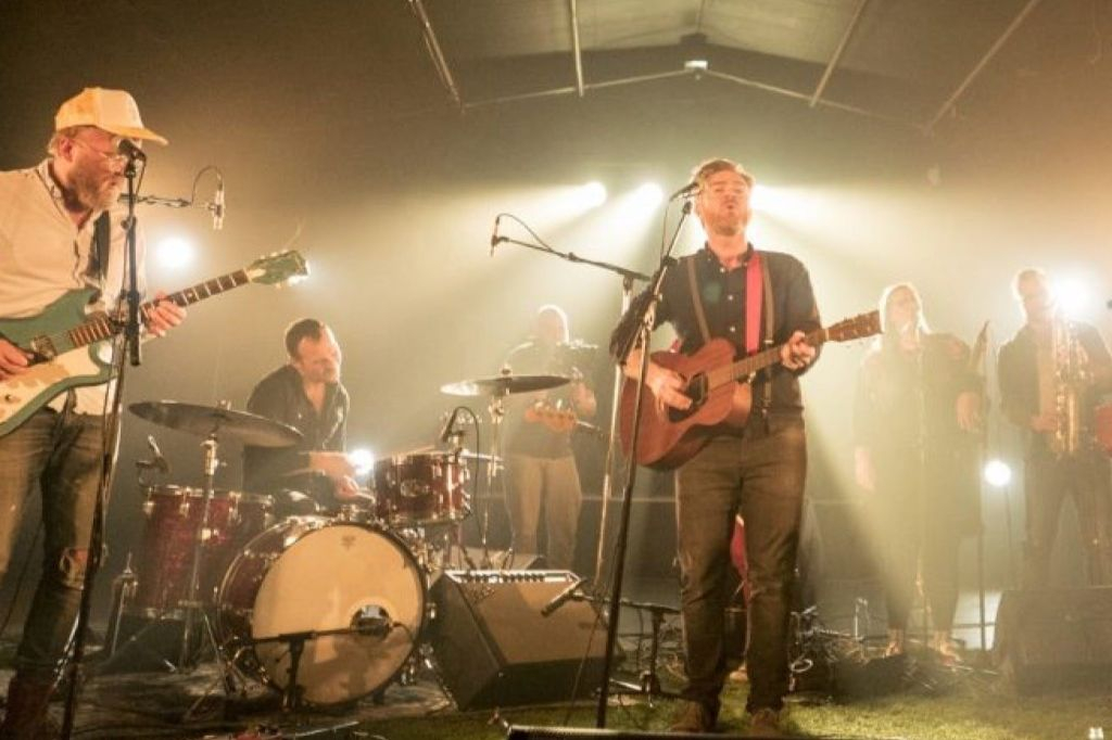 O Freezer: Música ao vivo com artistas locais