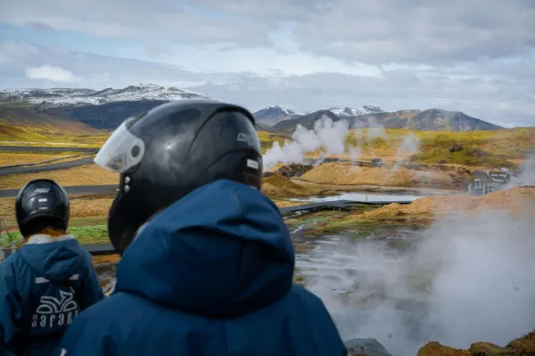 Reykjavik: Passeio de buggy pelo campo de lava com duração de 2 horas