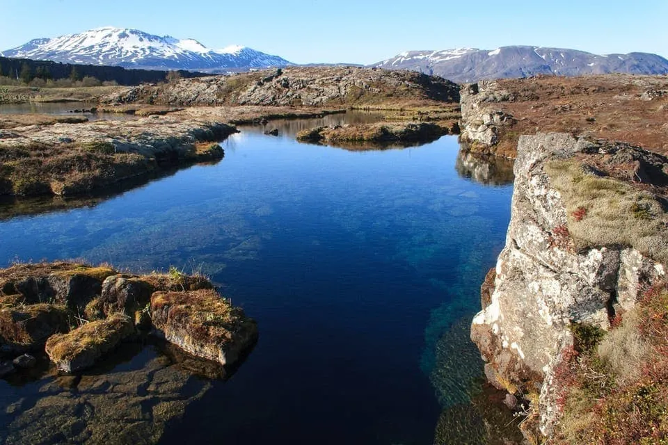 Silfra : Plongée guidée avec masque et tuba en combinaison étanche