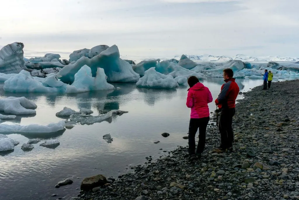 Lagoa do Glaciar Jökulsárlón: Visita guiada de dia inteiro a partir de Reiquiavique