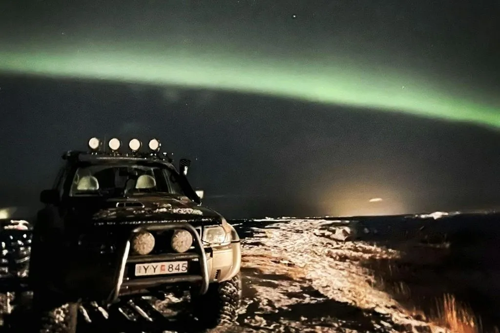 Aurora boreal: Passeio de jipe de 4 horas + lanches