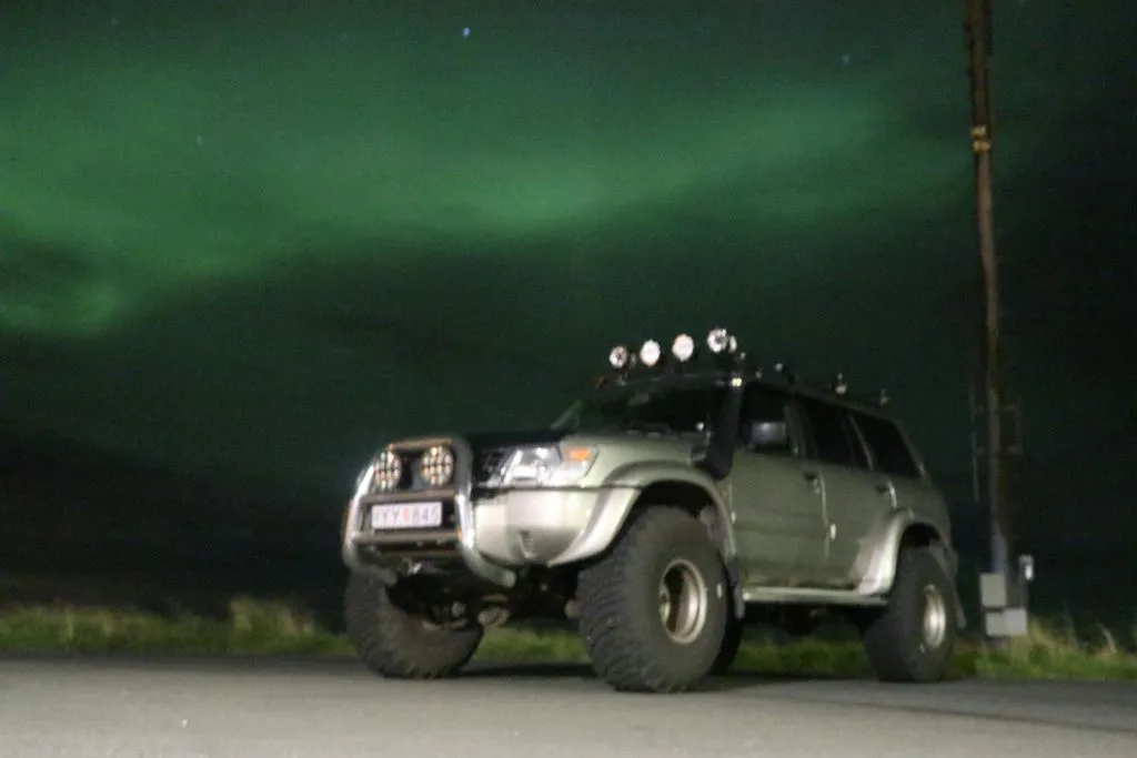 Aurora boreal: Passeio de jipe de 4 horas + lanches