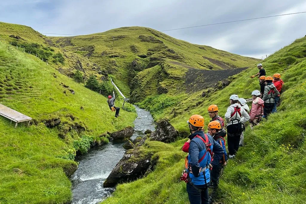 Islande : 2 heures d'aventure en tyrolienne