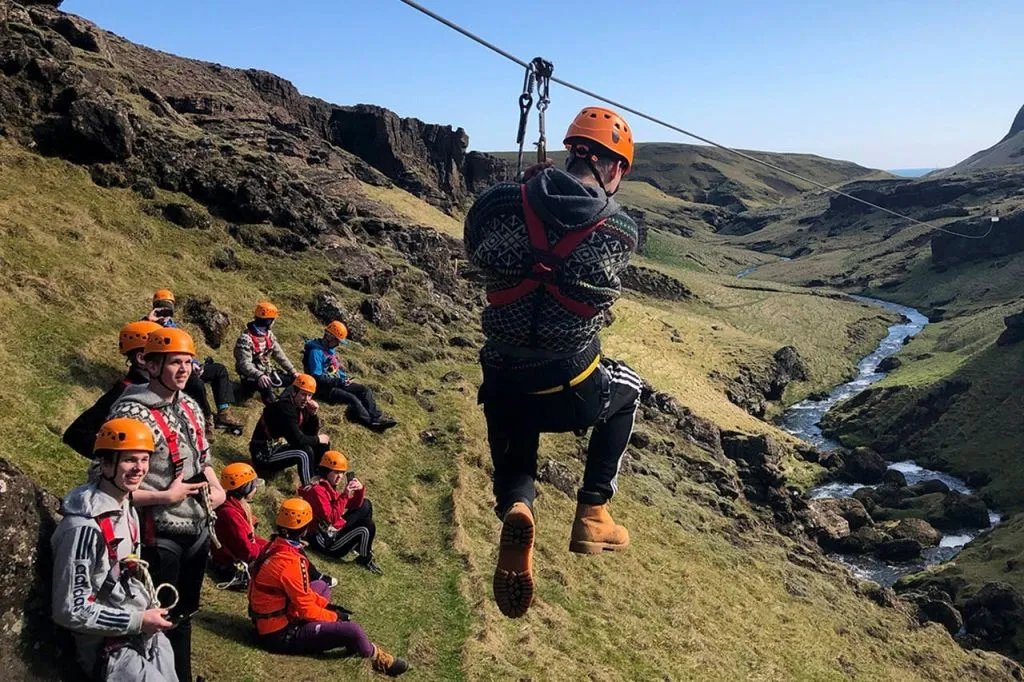 Islande : 2 heures d'aventure en tyrolienne