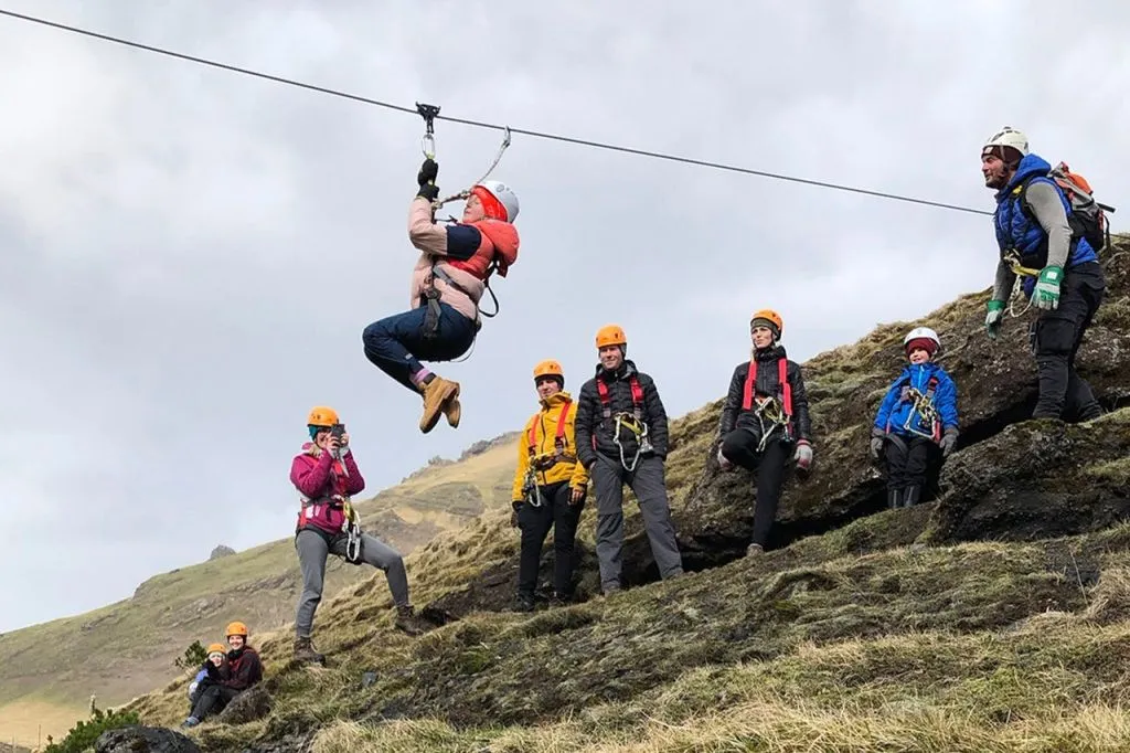 Islande : 2 heures d'aventure en tyrolienne
