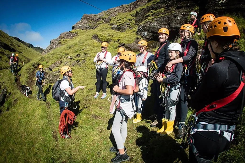 Islande : 2 heures d'aventure en tyrolienne