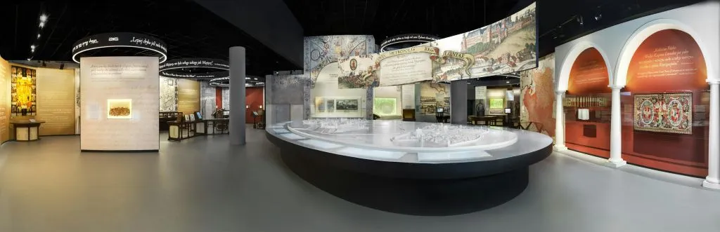 POLIN Museu de História dos Judeus Poloneses: bilhete de entrada