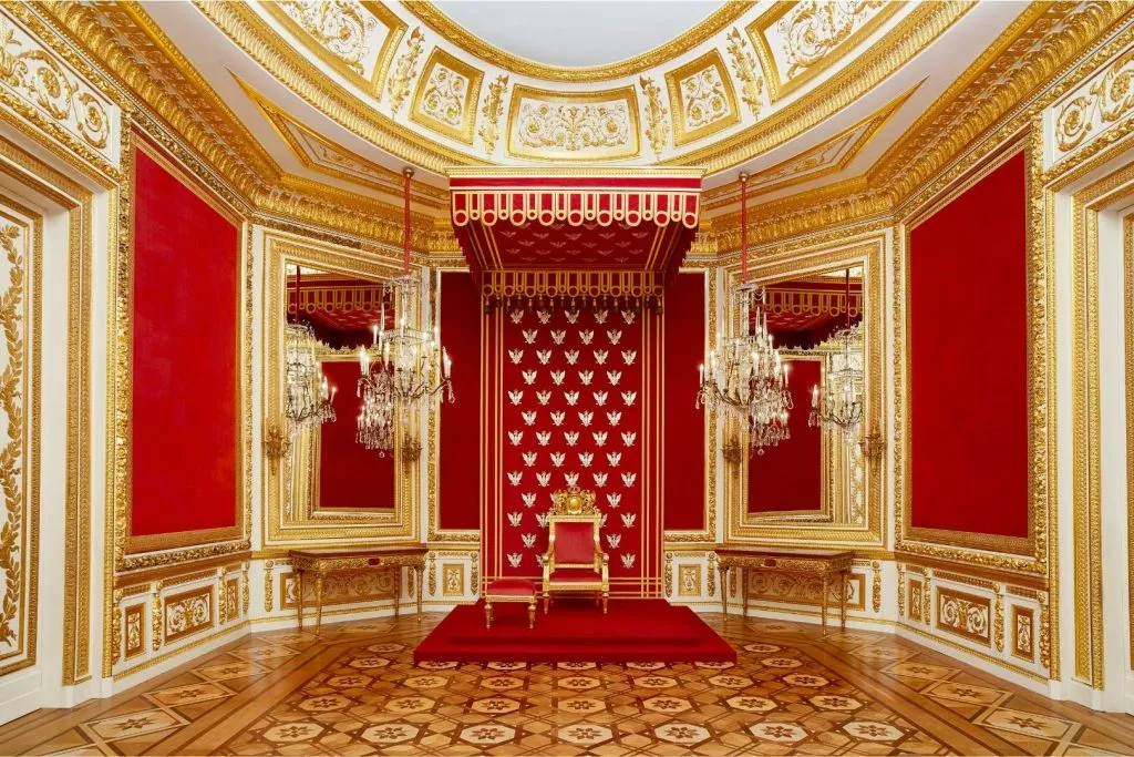 The Royal Castle in Warsaw: Fast Track Ticket + Guided Tour