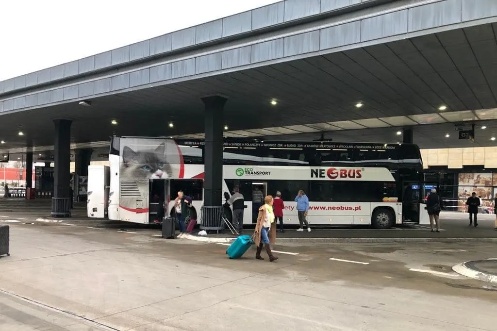 Krakow: Bus Transfer from Krakow Airport to Central Bus Station
