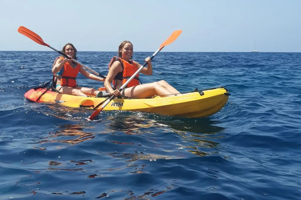 Alquiler de kayak en la bahía de Palma