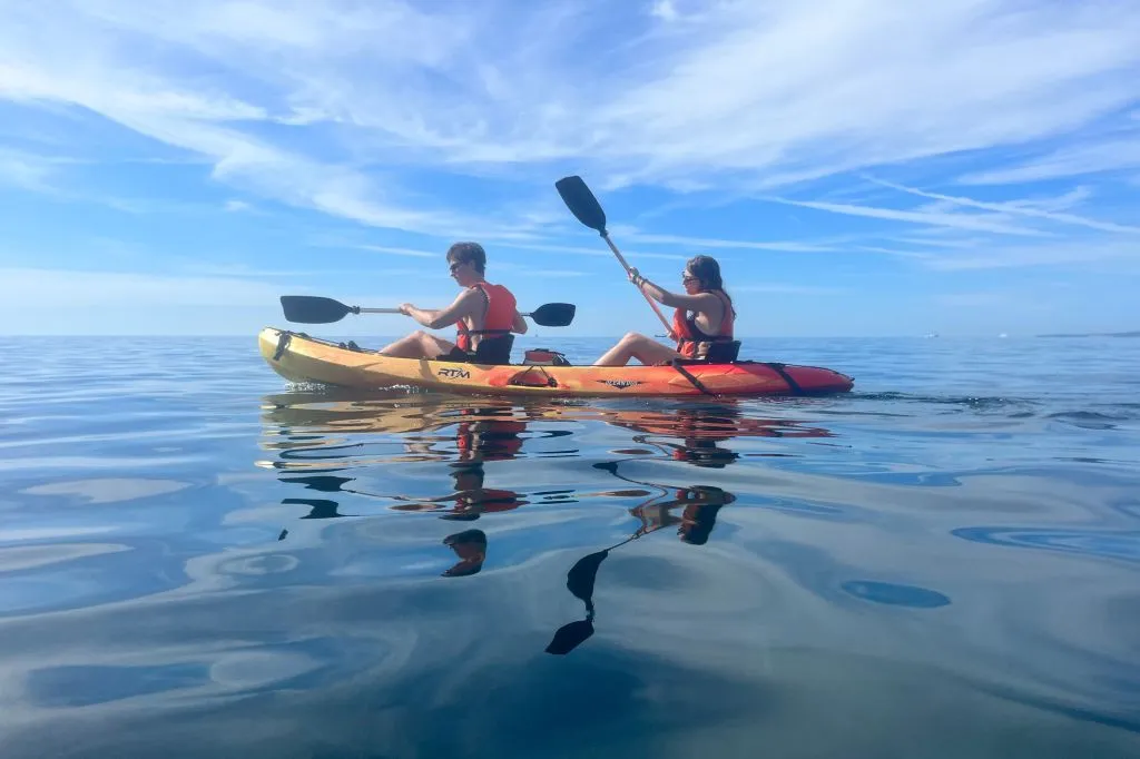 Alquiler de kayak en la bahía de Palma