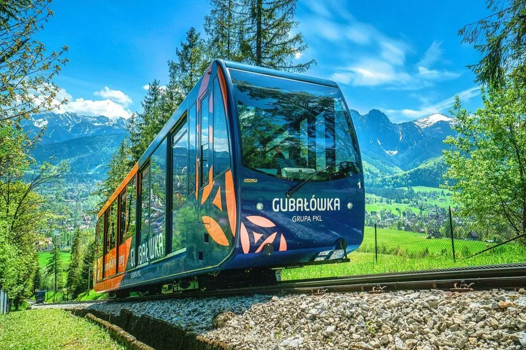 Zakopane: Visita guiada com piscinas termais + traslado do hotel a partir de Cracóvia