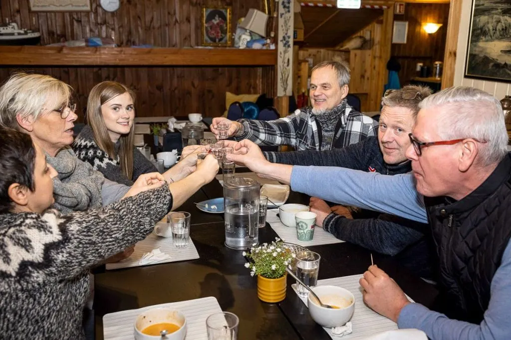 Reykjavik: Private City and Food Walking Tour