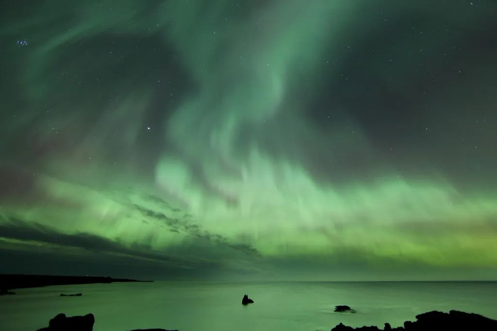 Northern Lights: 3-Hr Small Group Bus Tour + Transfer