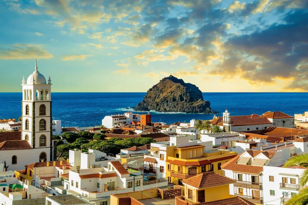 Tenerife: Excursión guiada por la isla + Traslado de ida y vuelta