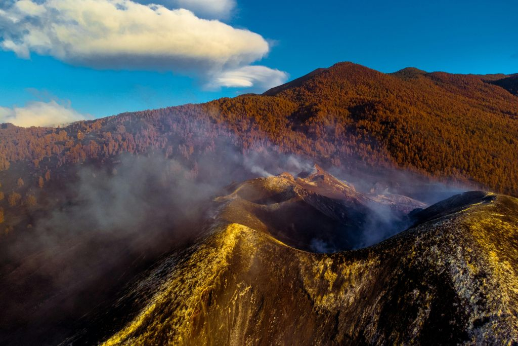 La Palma: Tour guidato per gruppi ristretti da Tenerife + Pranzo + Tour in barca