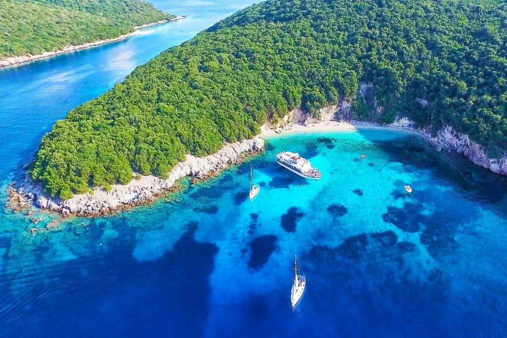 Parga, Syvota et la lagune bleue : Croisière en bateau d'une journée au départ de Corfou