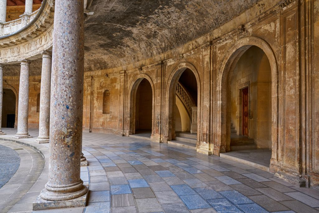 Alhambra y Palacios nazaríes: Entrada sin colas + Tour guiado privado
