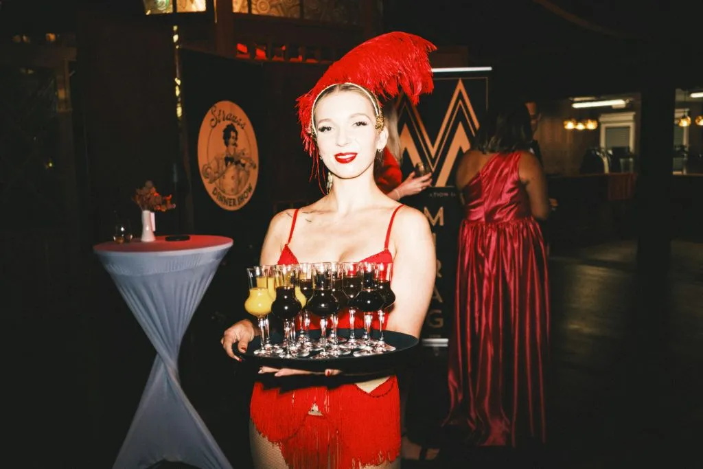 Mirage Theater: Burlesque Dinner Club