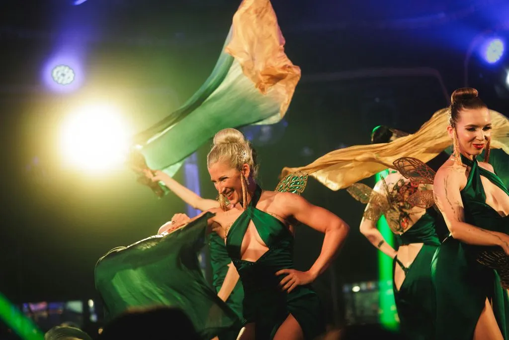 Mirage Theater: Burlesque Dinner Club