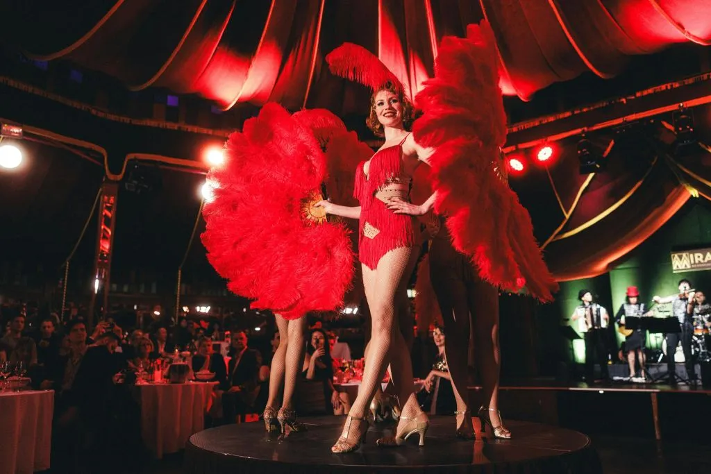 Mirage Theater: Burlesque Dinner Club