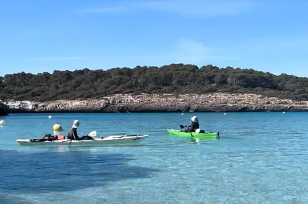 Cala Domingos: Alquiler de kayaks