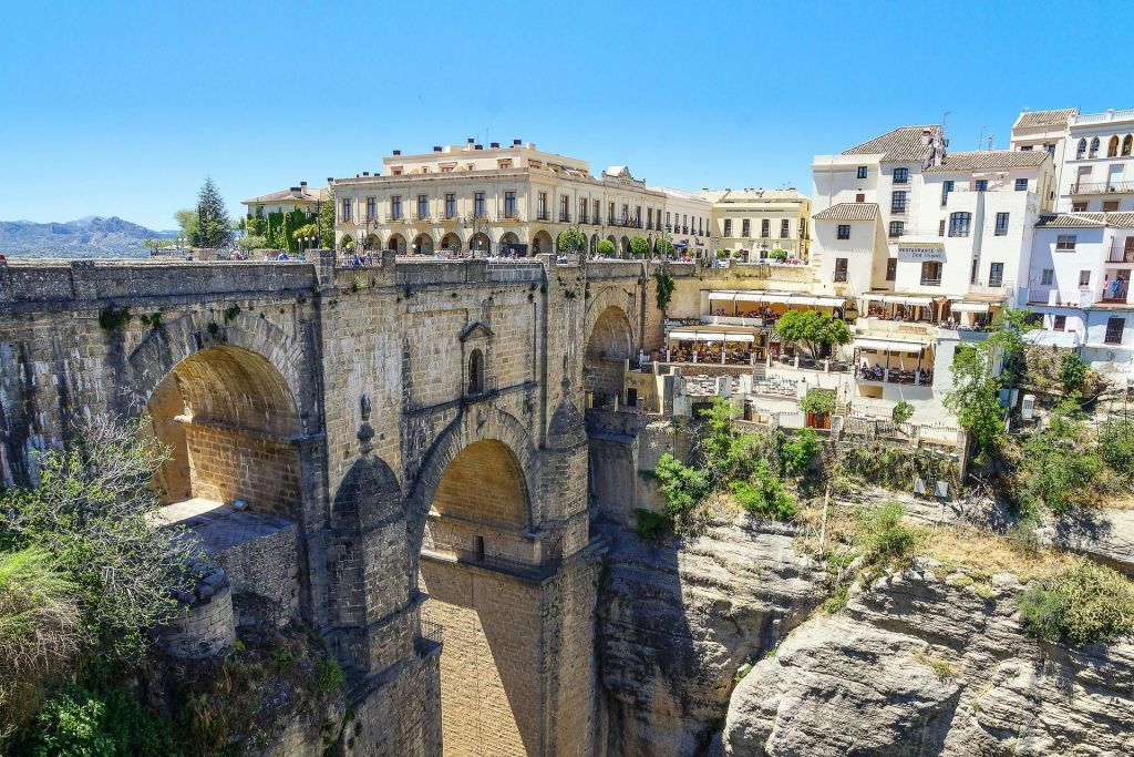 Ronda y Setenil: Excursión guiada de un día desde Málaga