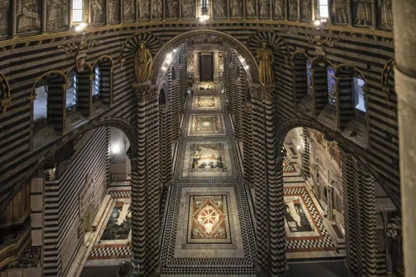 Siena Cathedral: Early Access + Tour with Key Keeper