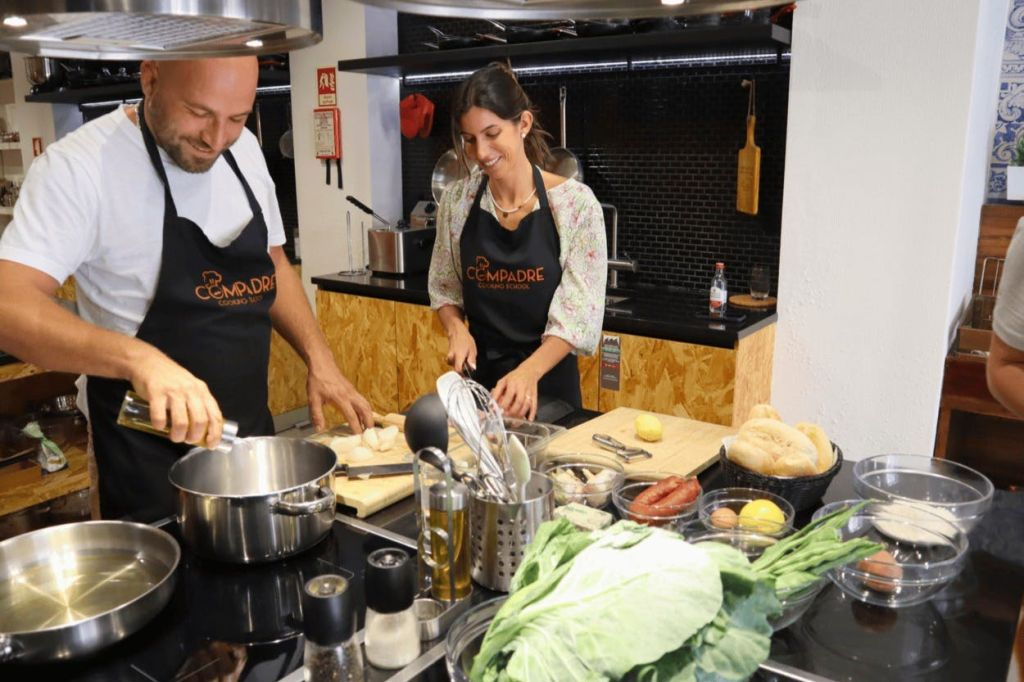 Lisbona: Corso di cucina di street food portoghese